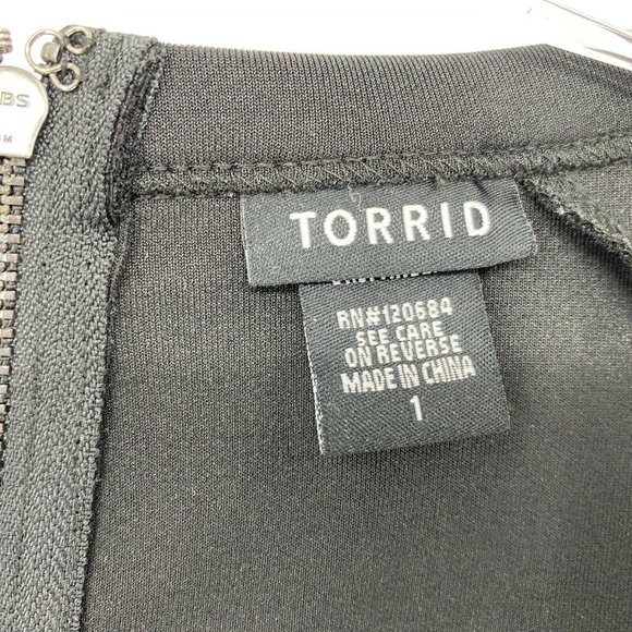 Torrid Sweater Sweatshirt Blouse Size 1 Black - Picture 3 of 7